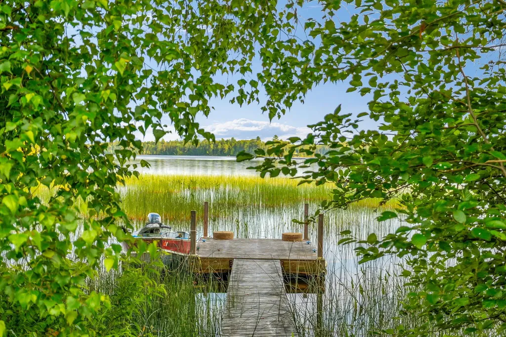 3 Trafton Lane Lakeville ME 04487