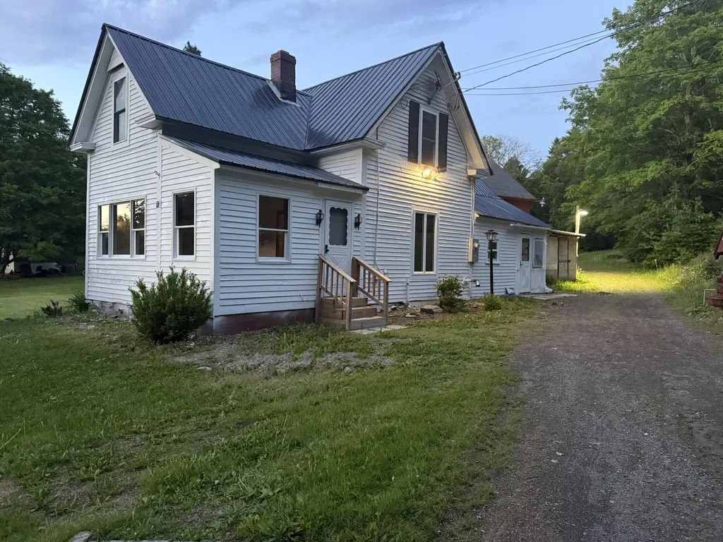 12 Williams Road Hodgdon ME 04730