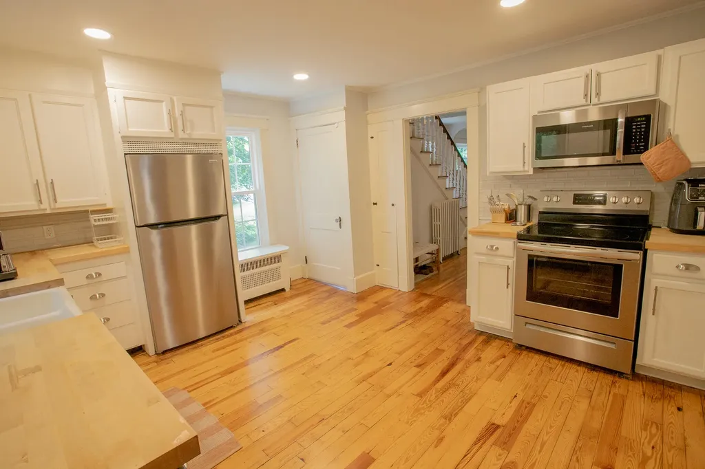 27 Princeton Street Bangor ME 04401