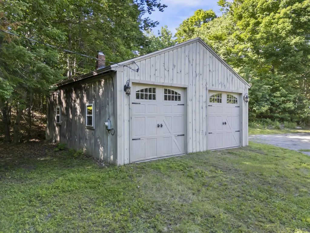 32 Fieldstone Drive West Gardiner ME 04345