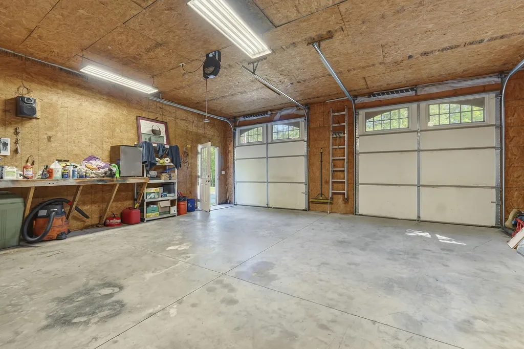 32 Fieldstone Drive West Gardiner ME 04345