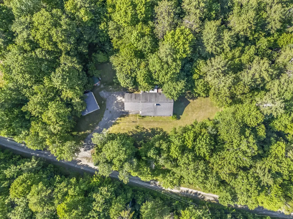 32 Fieldstone Drive West Gardiner ME 04345