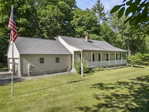 32 Fieldstone Drive West Gardiner ME 04345