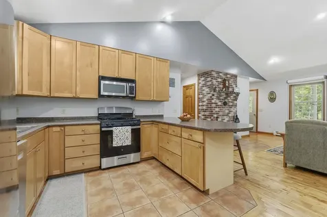 32 Fieldstone Drive West Gardiner ME 04345