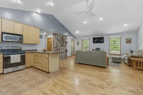 32 Fieldstone Drive West Gardiner ME 04345
