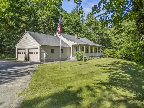 32 Fieldstone Drive West Gardiner ME 04345