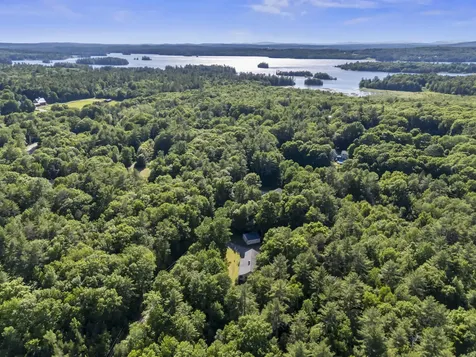 32 Fieldstone Drive West Gardiner ME 04345