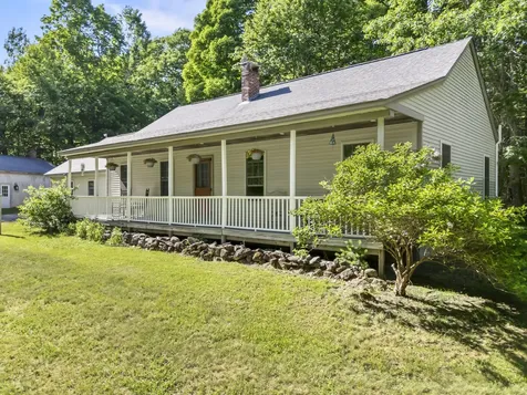 32 Fieldstone Drive West Gardiner ME 04345