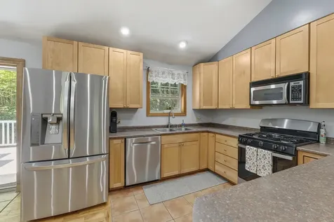 32 Fieldstone Drive West Gardiner ME 04345