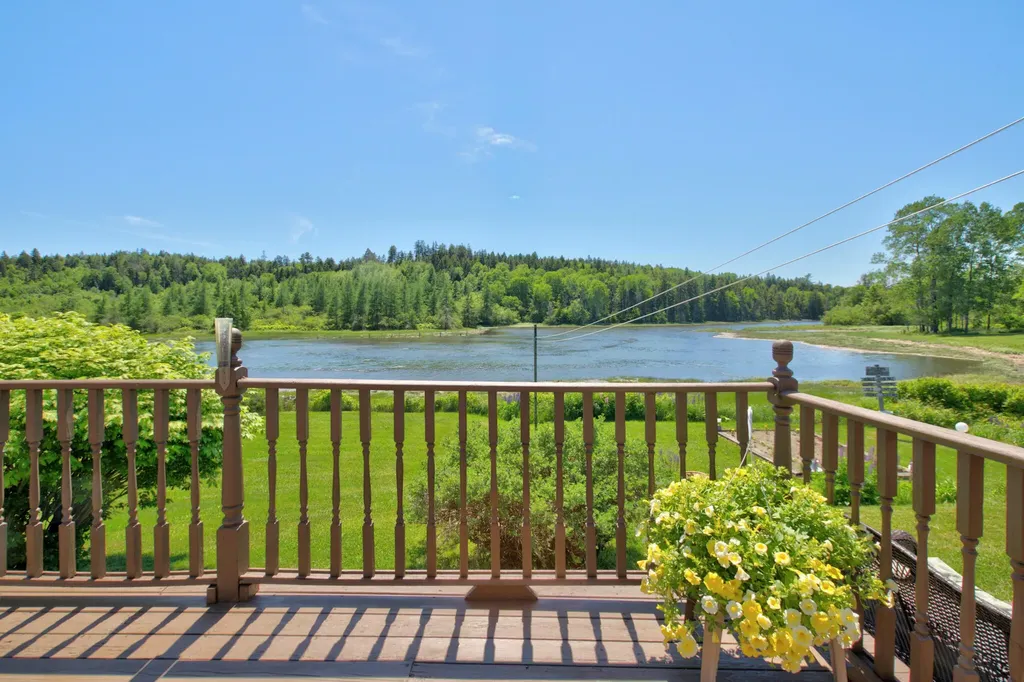 219 Port Road Machiasport ME 04655