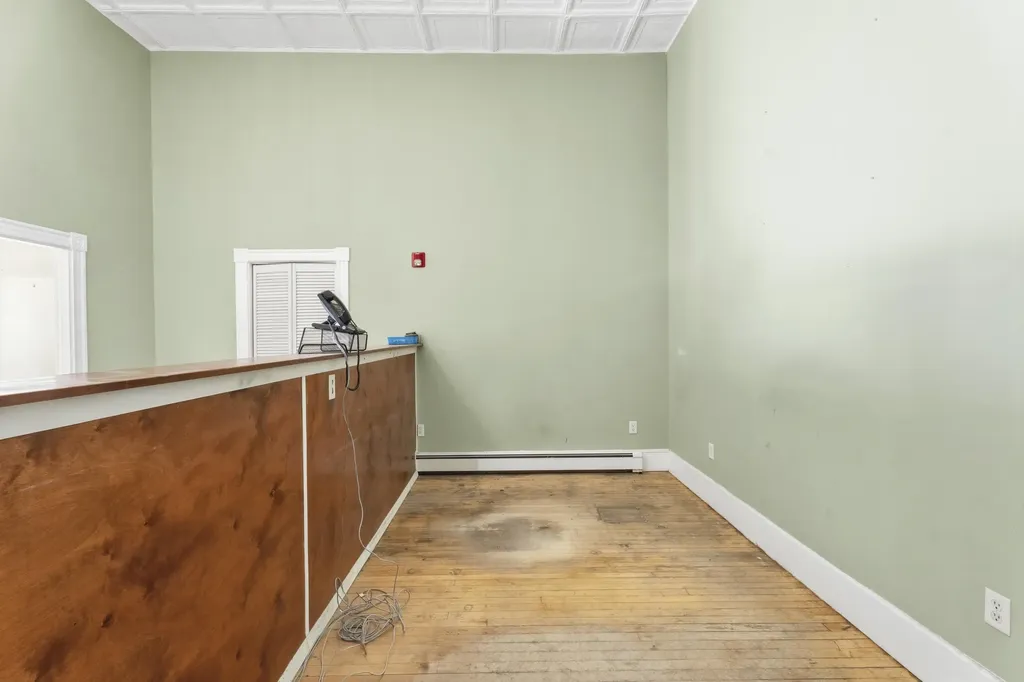 202 Exchange Street Bangor ME 04401