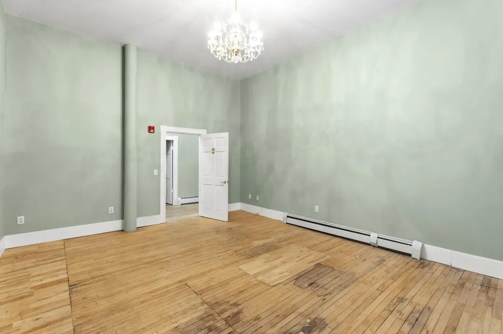 202 Exchange Street Bangor ME 04401