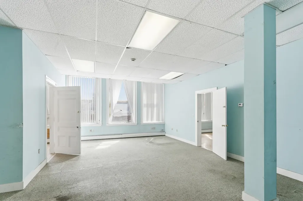 202 Exchange Street Bangor ME 04401