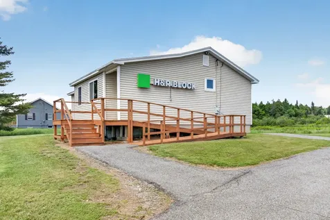 25 Hadley Lake Road Machias ME 04654