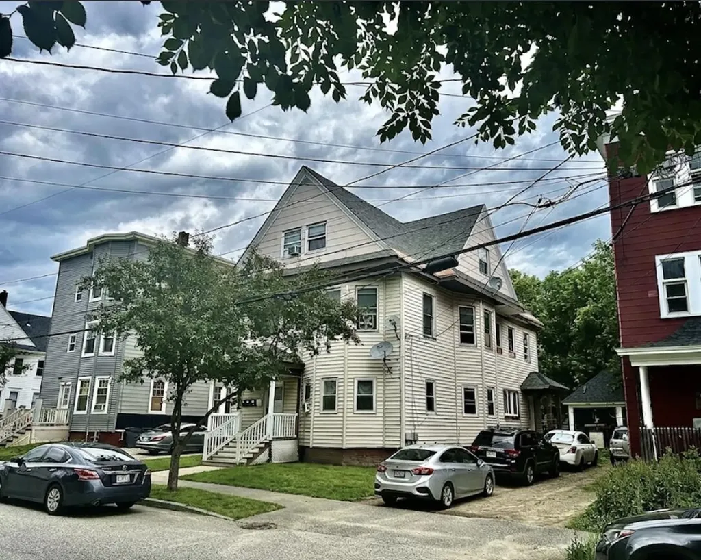 128 Horton Street Lewiston ME 04240