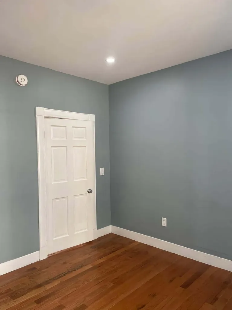128 Horton Street Lewiston ME 04240