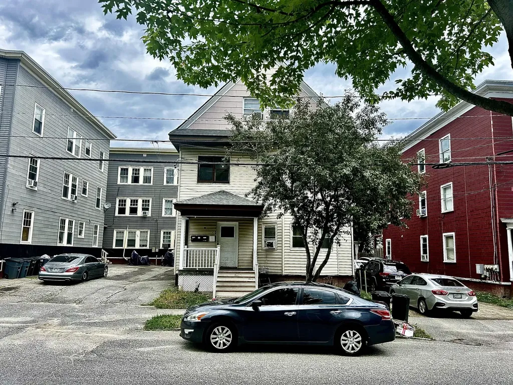 128 Horton Street Lewiston ME 04240