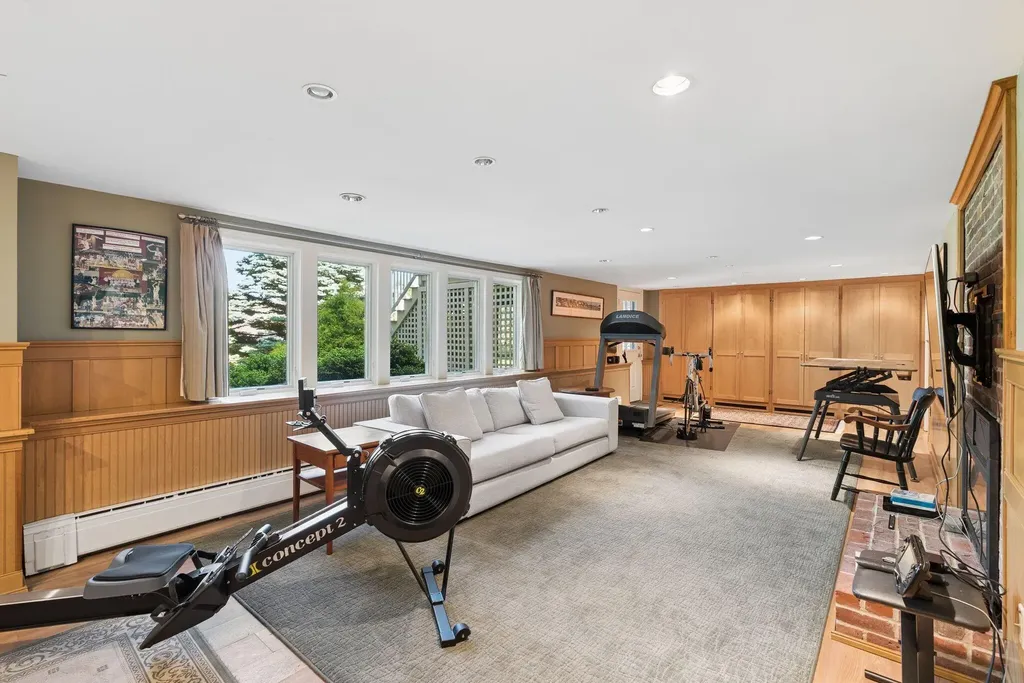 1 Ledgewood Lane Cape Elizabeth ME 04107