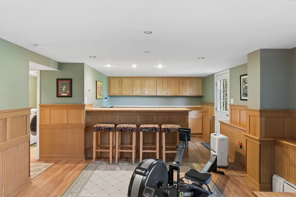 1 Ledgewood Lane Cape Elizabeth ME 04107