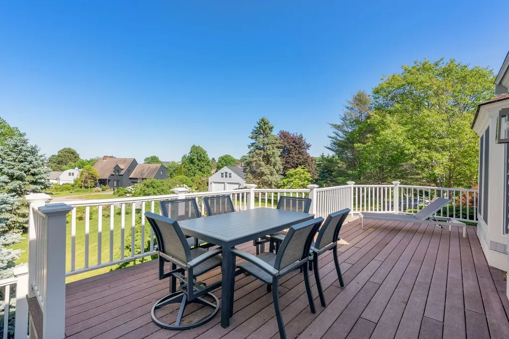 1 Ledgewood Lane Cape Elizabeth ME 04107