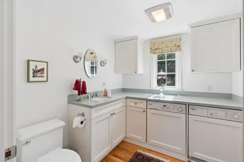 1 Ledgewood Lane Cape Elizabeth ME 04107