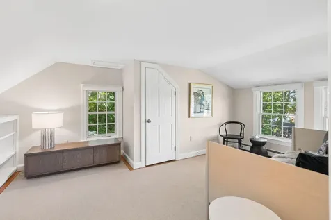 1 Ledgewood Lane Cape Elizabeth ME 04107