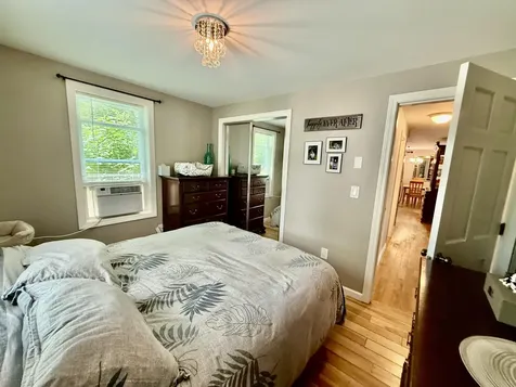 528 Roosevelt Trail Windham ME 04062