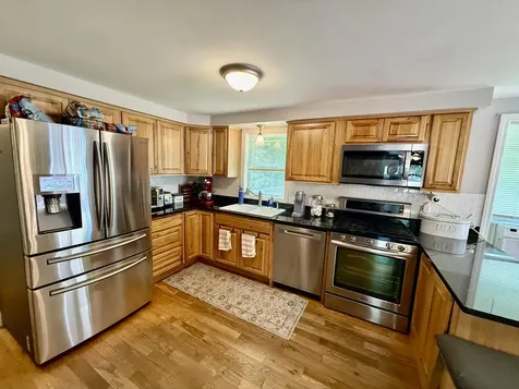 528 Roosevelt Trail Windham ME 04062