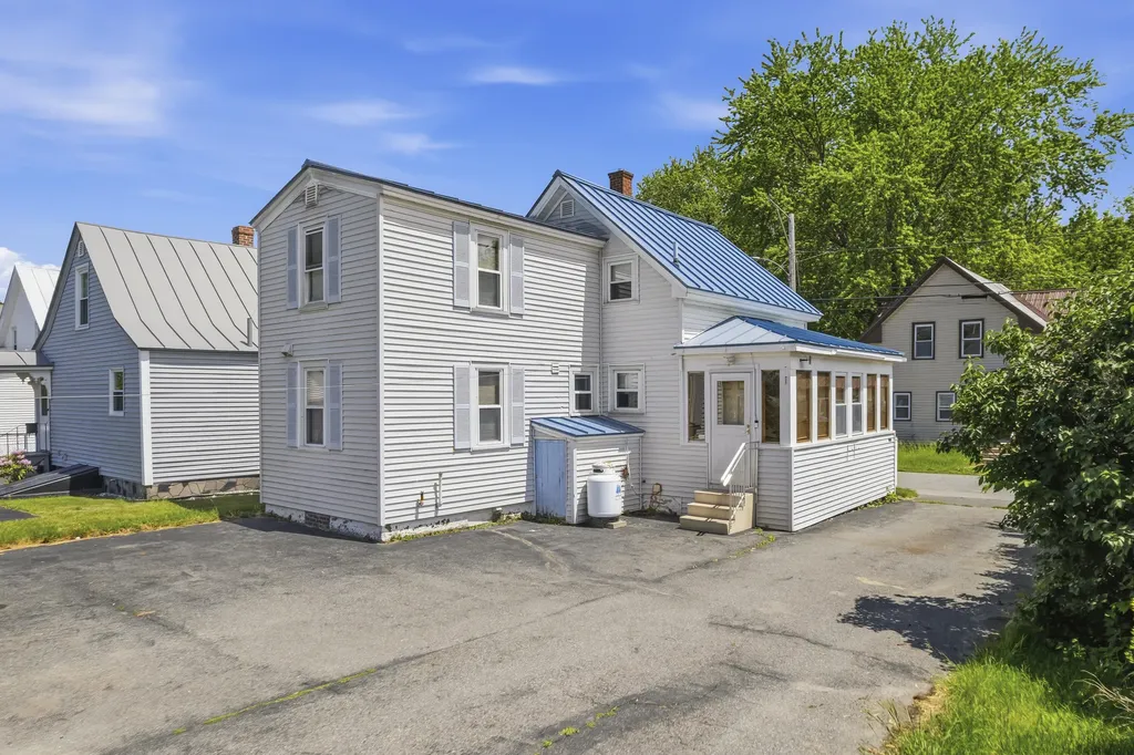 215 Water Street Waterville ME 04901