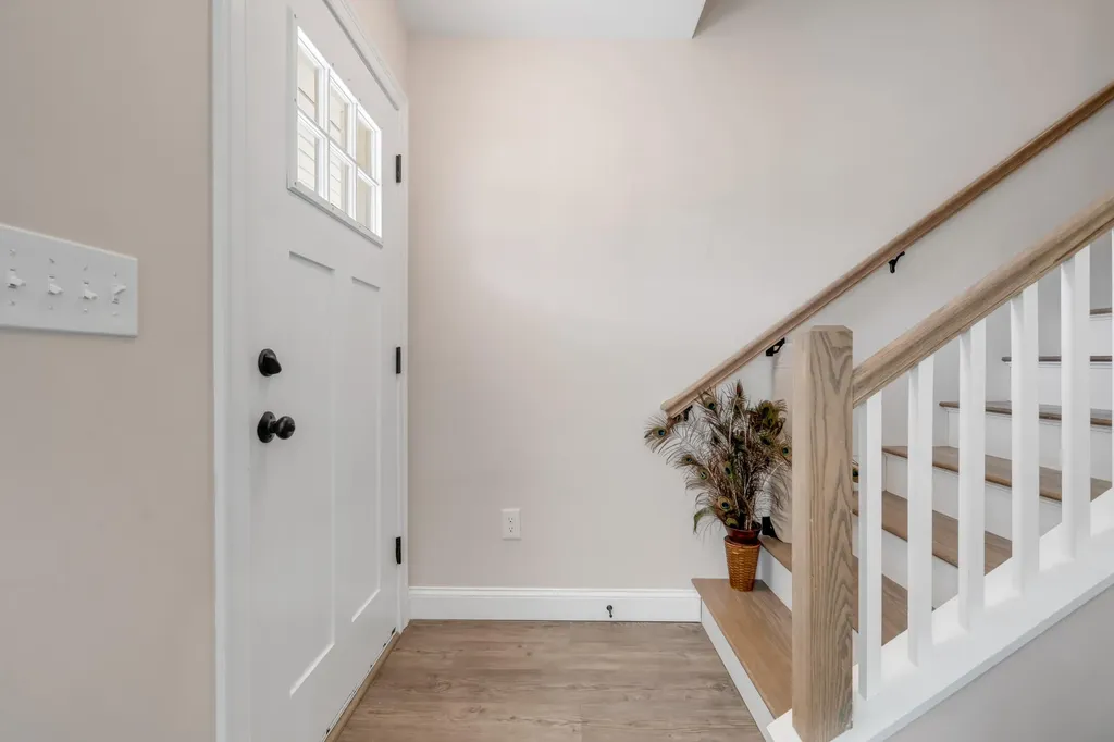 1159 Pequawket Trail Standish ME 04085