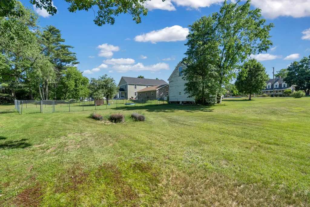 1159 Pequawket Trail Standish ME 04085