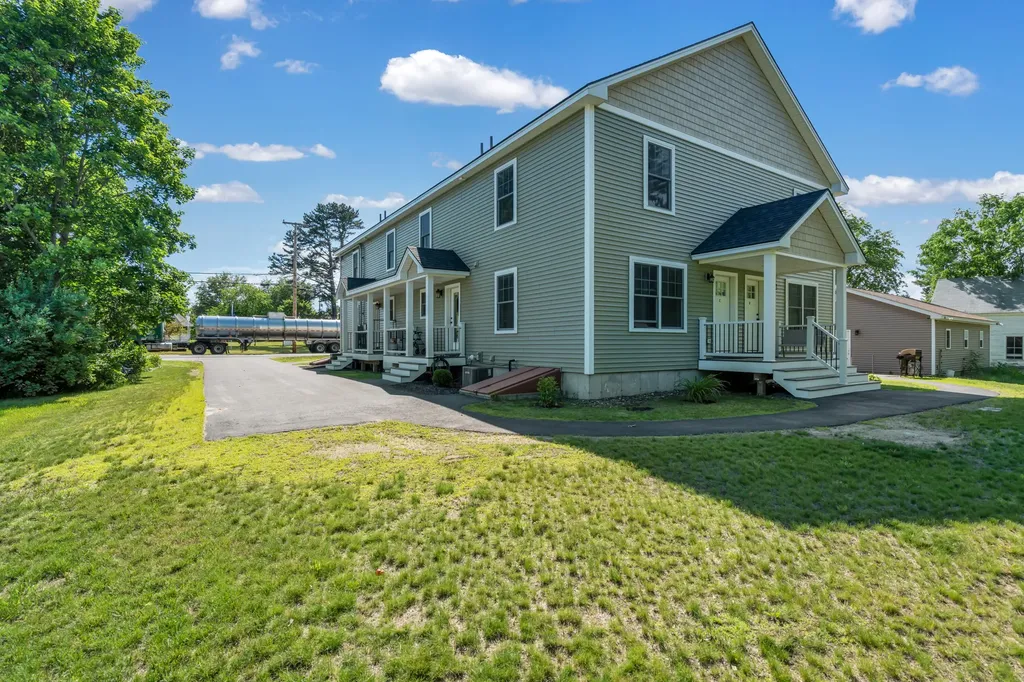 1159 Pequawket Trail Standish ME 04085