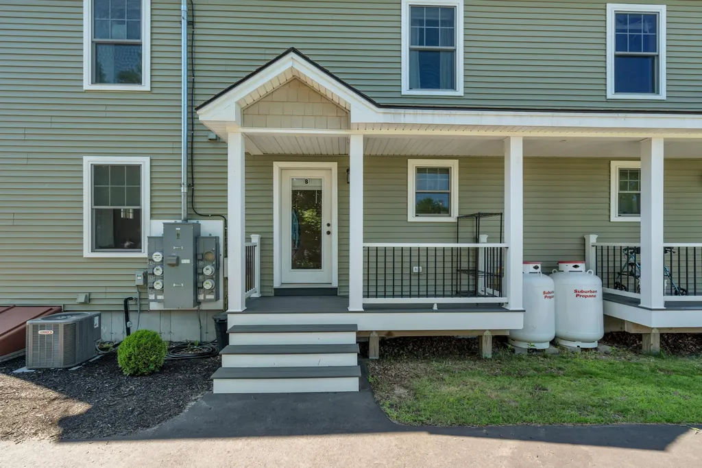 1159 Pequawket Trail Standish ME 04085