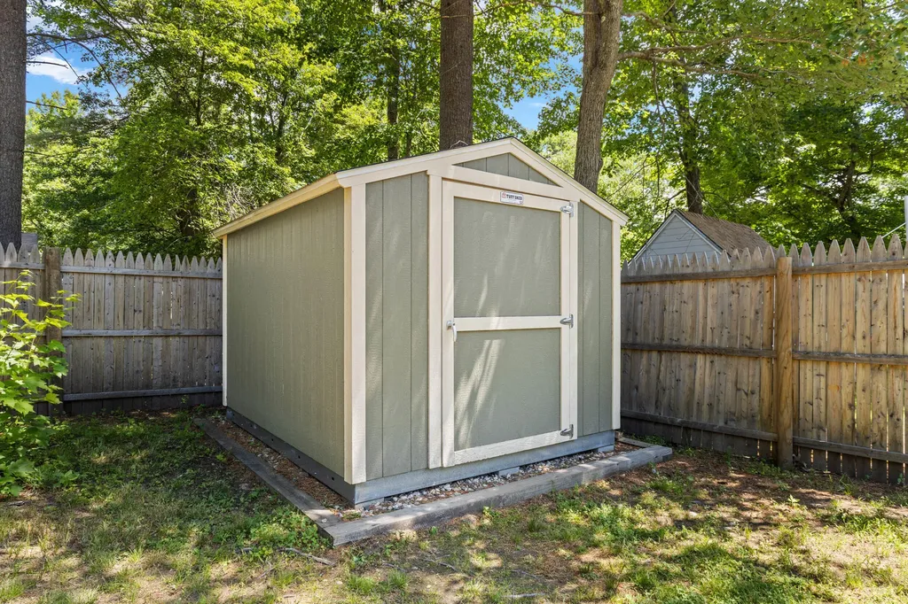 14 Birchwood Avenue Windham ME 04062