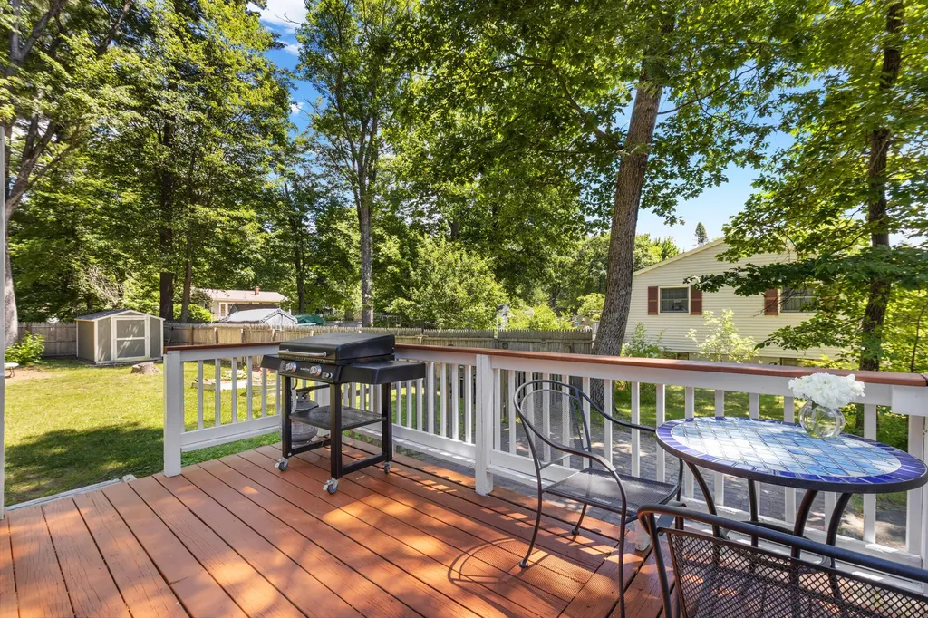 14 Birchwood Avenue Windham ME 04062