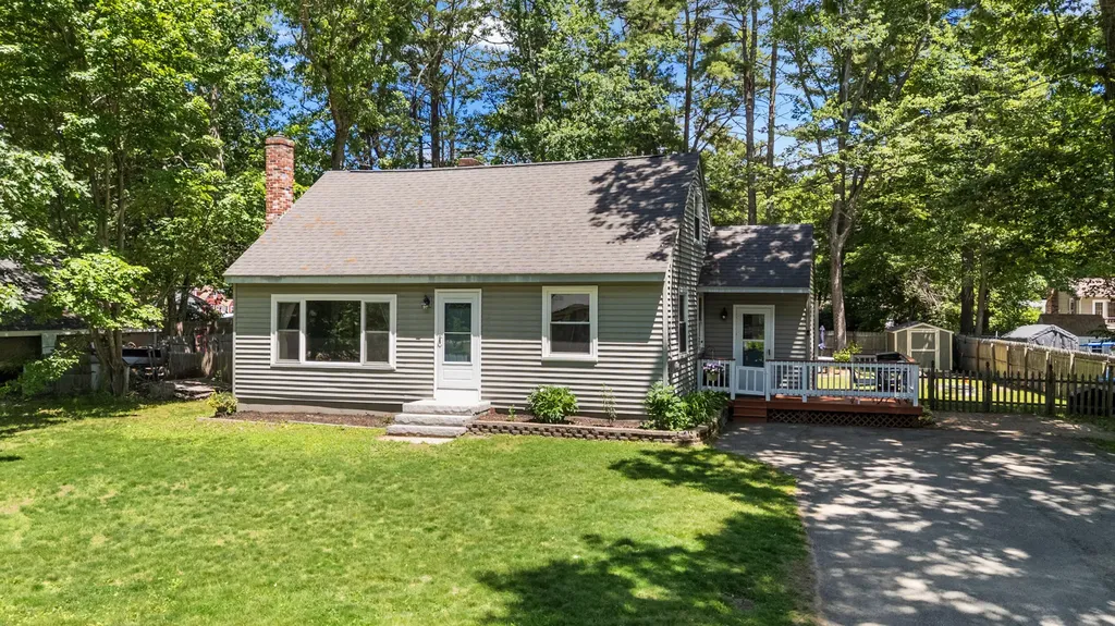 14 Birchwood Avenue Windham ME 04062