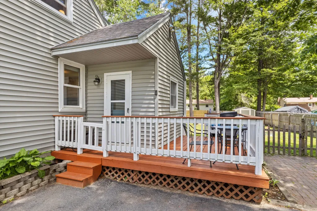14 Birchwood Avenue Windham ME 04062