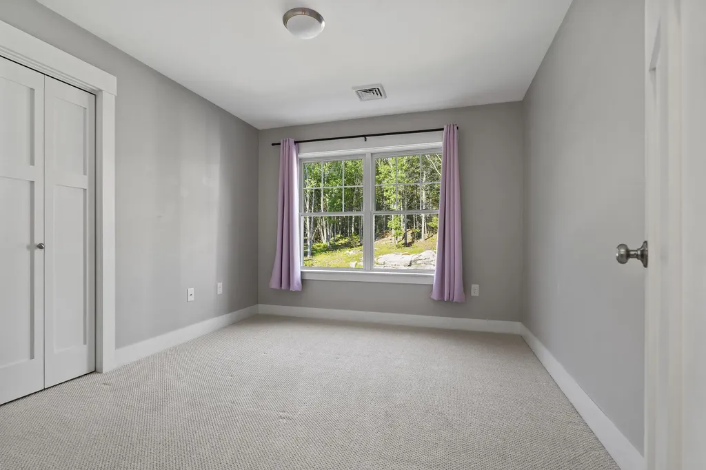 34 Stonewall Road Harpswell ME 04079