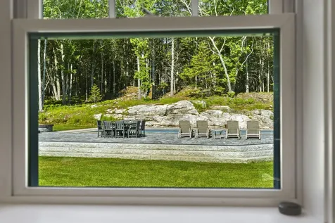 34 Stonewall Road Harpswell ME 04079