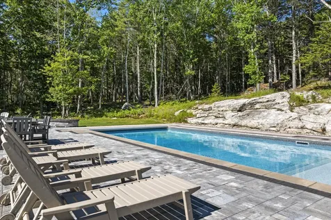 34 Stonewall Road Harpswell ME 04079