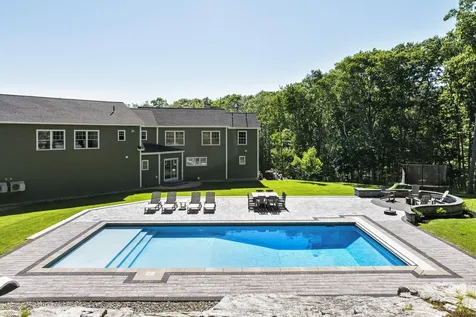 34 Stonewall Road Harpswell ME 04079