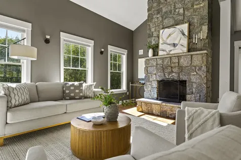 34 Stonewall Road Harpswell ME 04079