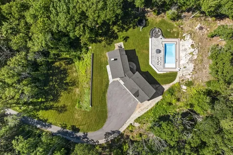 34 Stonewall Road Harpswell ME 04079
