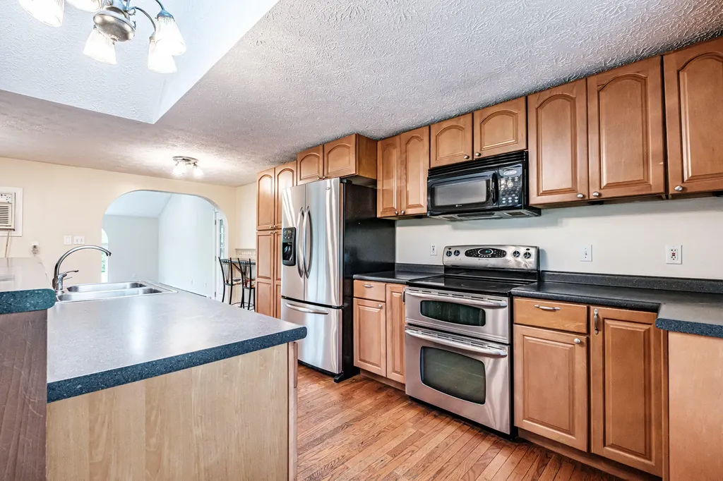 438 South Street Biddeford ME 04005