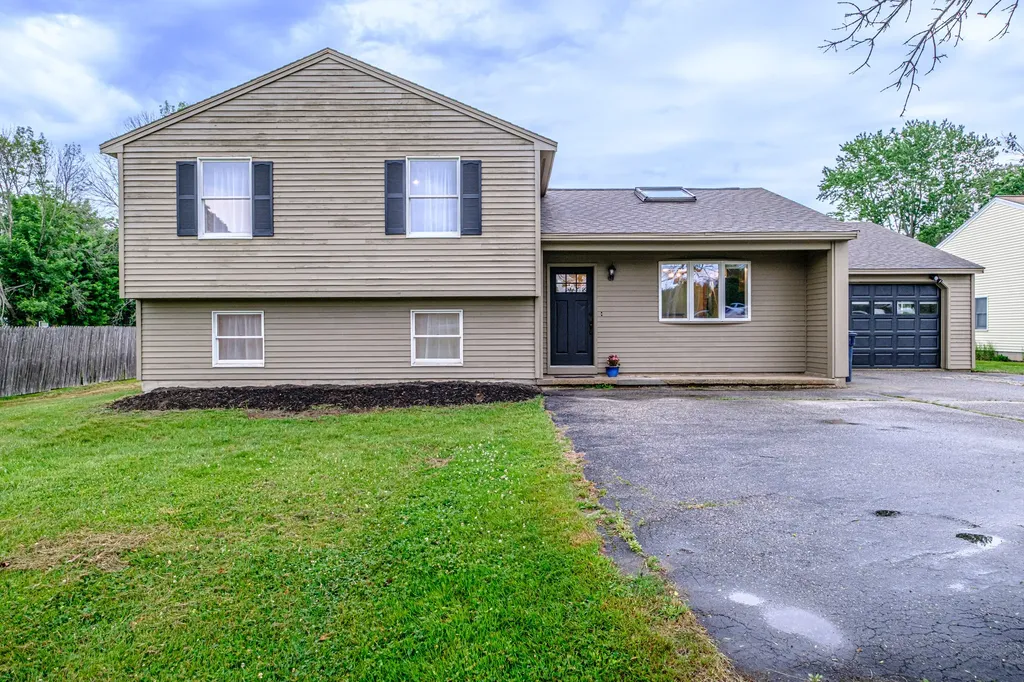 438 South Street Biddeford ME 04005