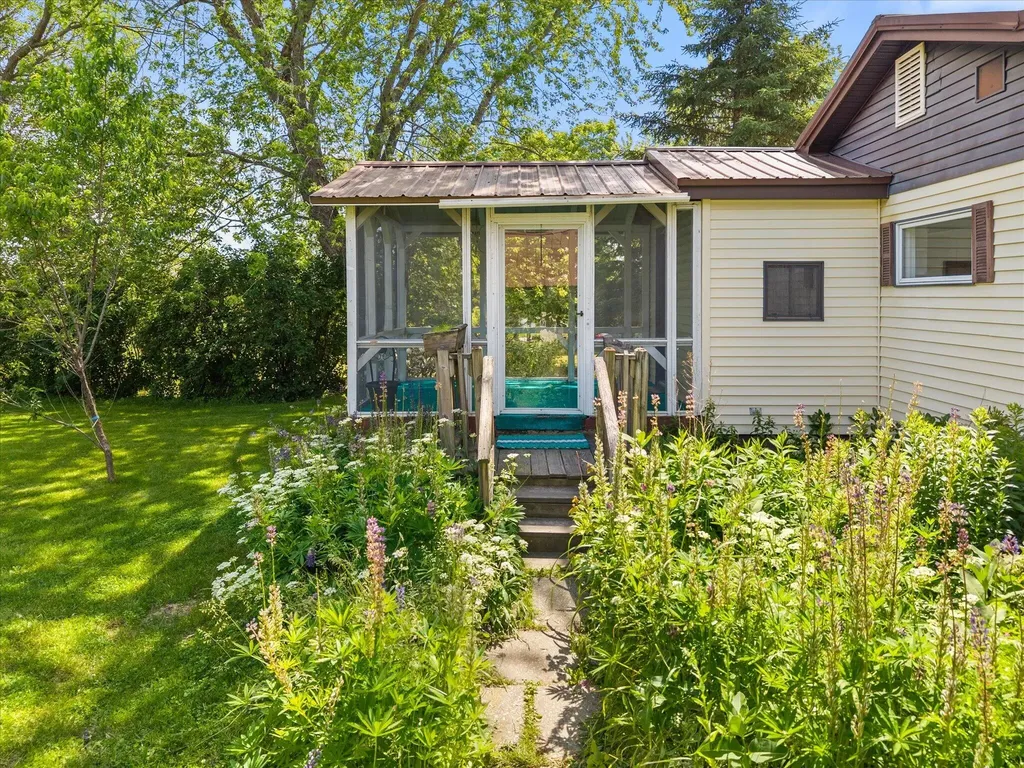 85 Stillwater Avenue Orono ME 04473