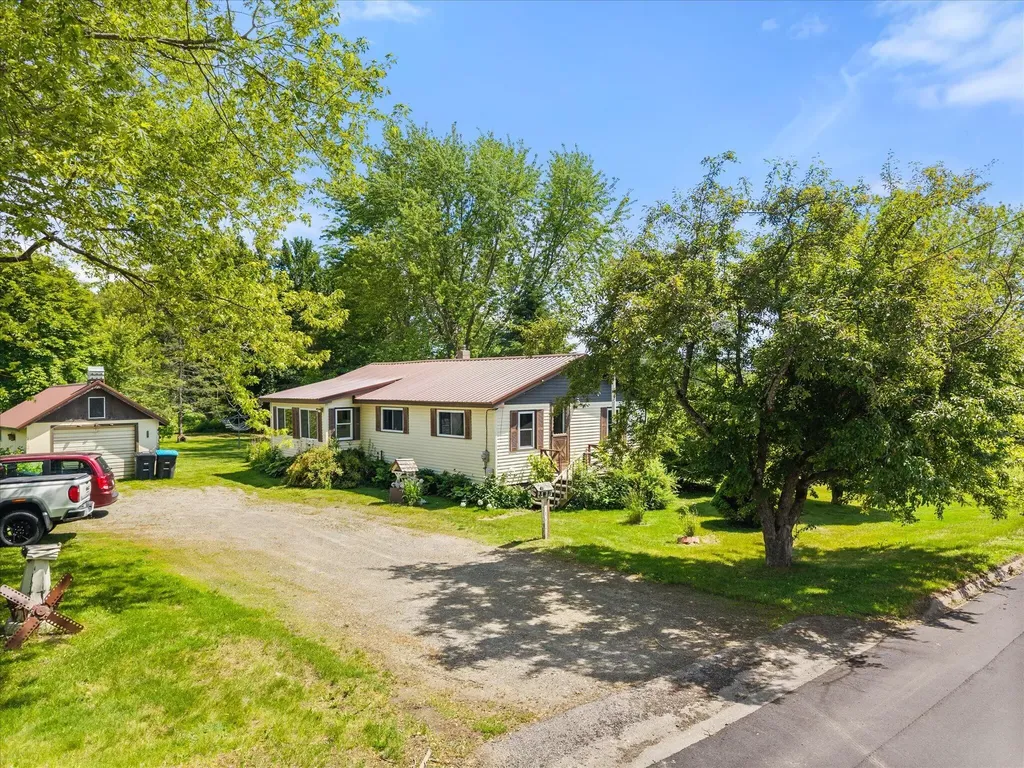 85 Stillwater Avenue Orono ME 04473