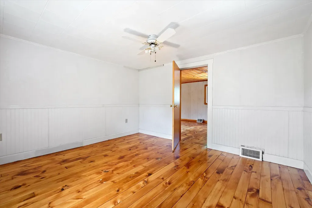 85 Stillwater Avenue Orono ME 04473