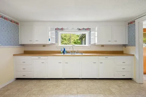 85 Stillwater Avenue Orono ME 04473