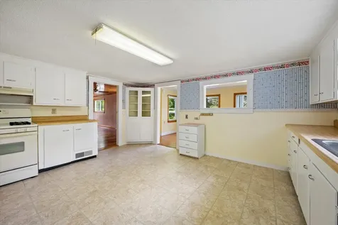 85 Stillwater Avenue Orono ME 04473